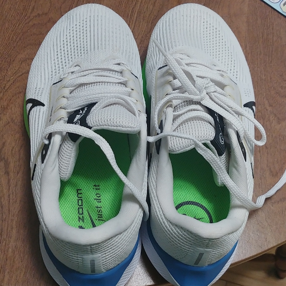 Nike White and Blue Athletic Shoes men’s
